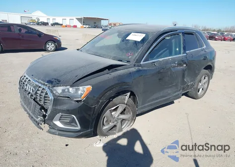 2020 Audi Q3 Premium 45 Tfsi Quattro Tiptronic z USA, uszkodzony, nr VIN WA1AECF35L1048823